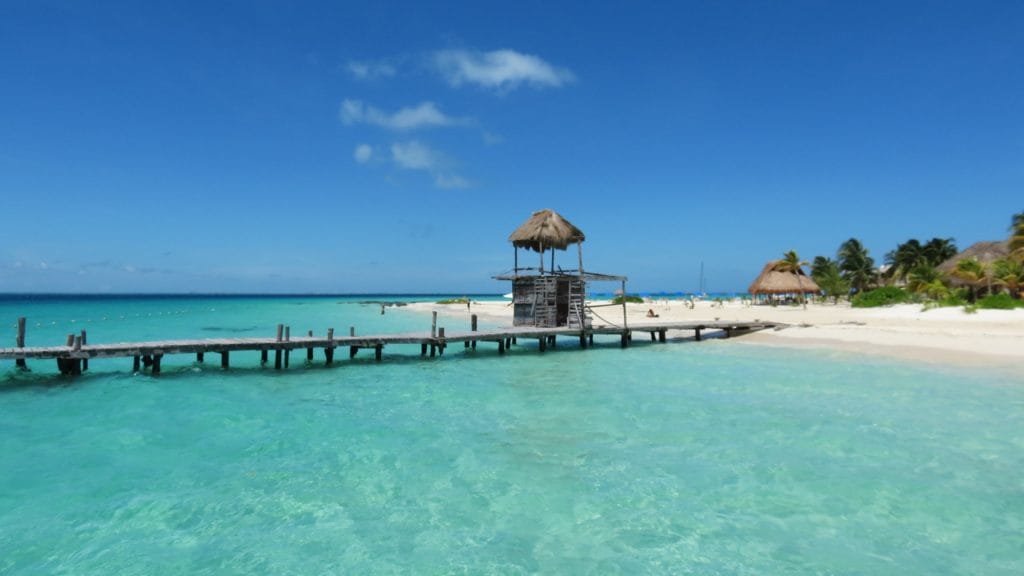 Isla Mujeres es un destino bello y menos costoso que Cozumel, ambas joyas del Caribe 