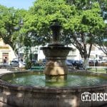 Imágenes del parque de Santiago en el Centro Histórico de Mérida