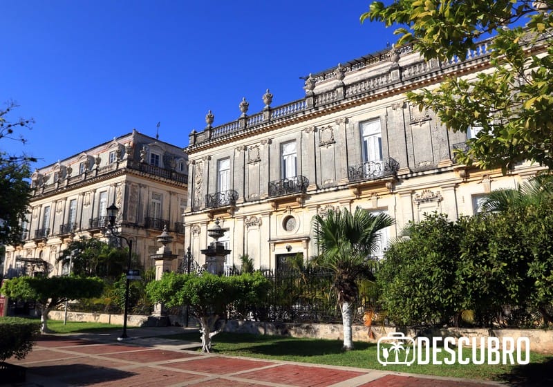 Foto de las Casas gemelas o casas Cámara en Paseo de Montejo