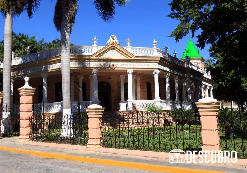 Foto de la casa Peón de Regil en Paseo de Montejo, en la blanca Mérida.- Foto de Fernando Acosta
