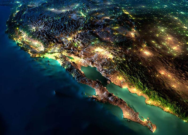 Península de Baja California vista desde el espacio exterior.- Foto de la NASA