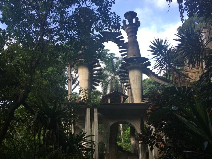 en Xilitla, en San Luis Potosí, en el Jardín Surrealista de Edward James se puede realizar un recorrido a través de sus edificaciones