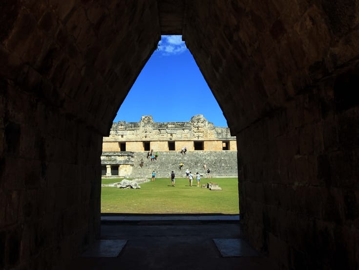 Uxmal se encuentra a 90 kilómetros de Mérida