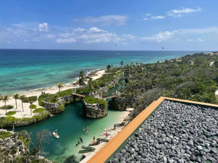 Vista exterior del Hotel Xcaret Arte en la Riviera Maya.-Zuley Marie