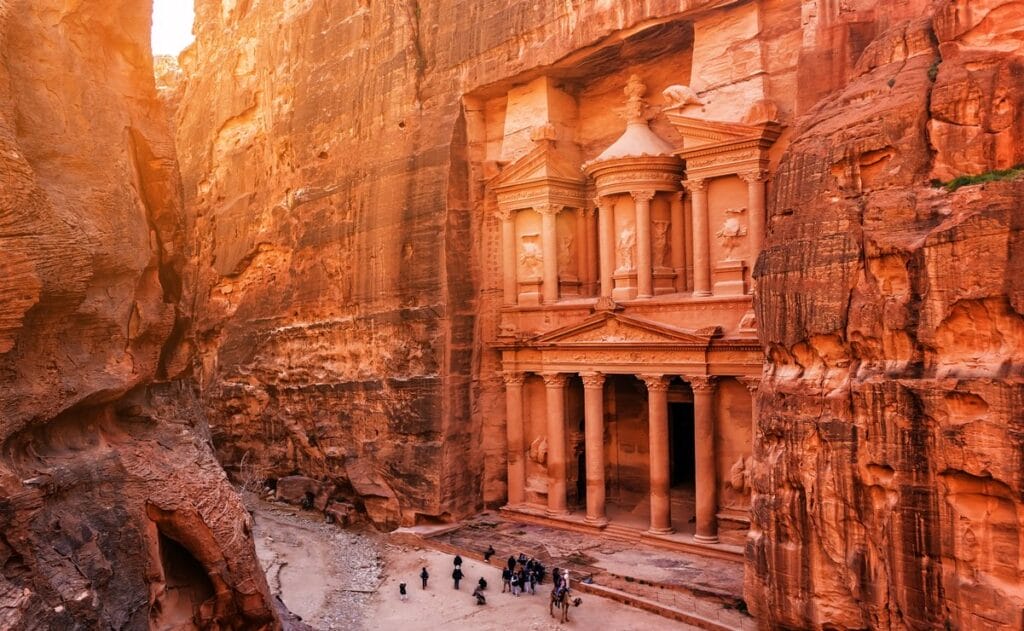 Guía básica para visitar Petra, Jordania, una de la maravillas del mundo moderno