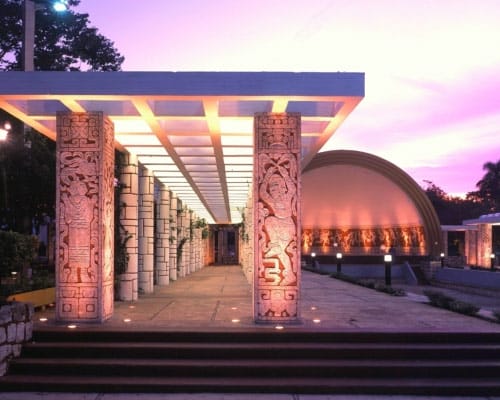 Concha acústica del parque, ubicado a 20 minutos del Centro de Mérida, es el lugar ideal para disfrutar de una noche tranquila