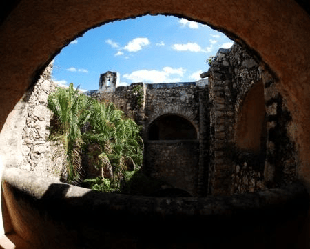 Interior del convento de San Miguel Arcángel 
