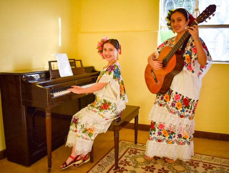 Hermanitas Pech Bolio