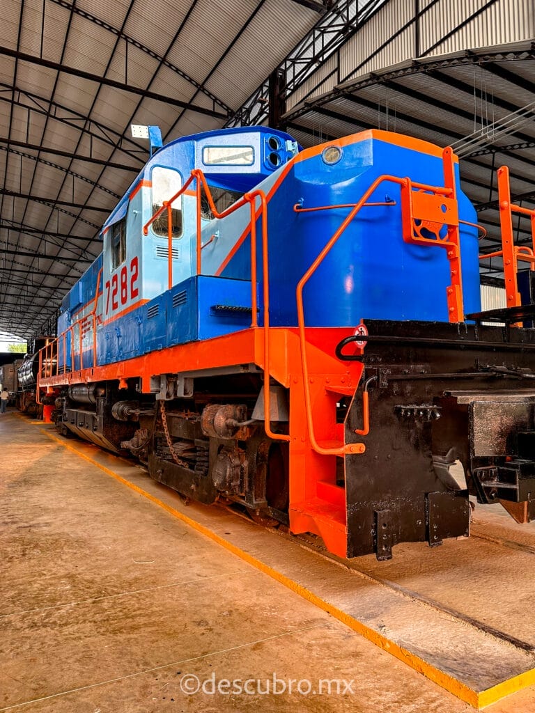 En tu visita a La Plancha podrás admirar antiguos ferrocarriles de México