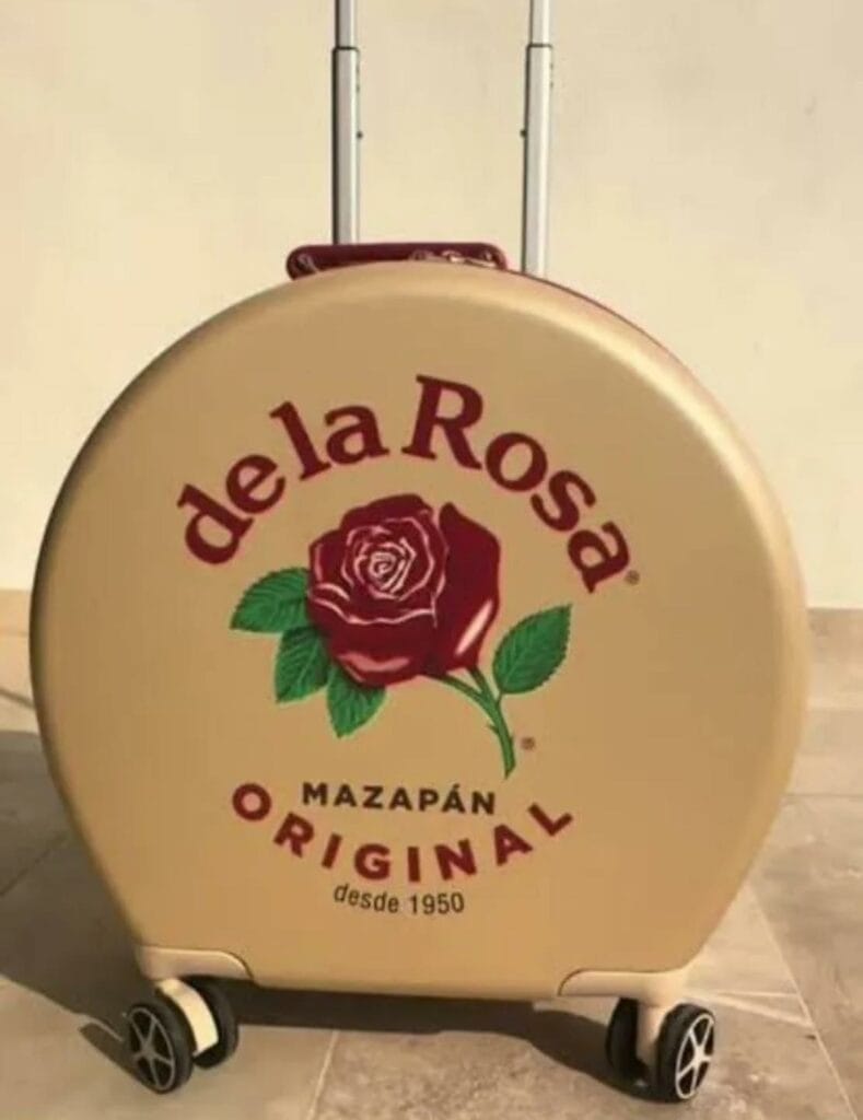 La maleta mazapán De la Rosa ha cautivado a los usuarios de Tiktok y redes sociales