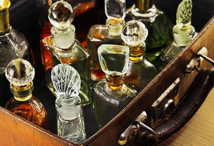 ¿Qué tipo de perfume puedo llevar en el equipaje de mano?. Foto: Pixabay