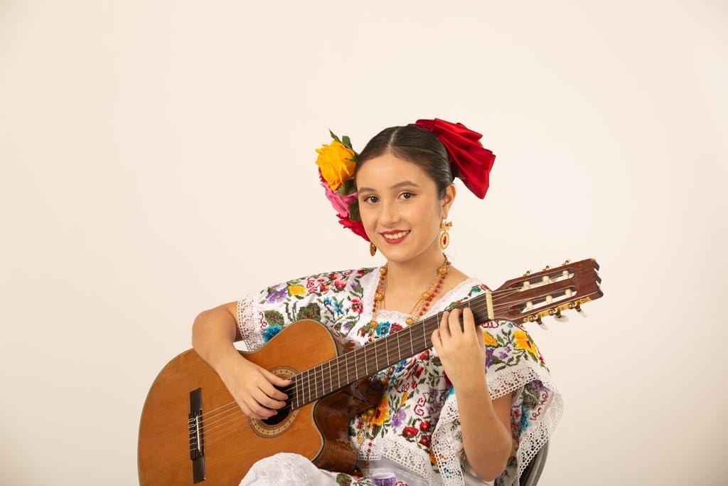 Sofía y su guitarra