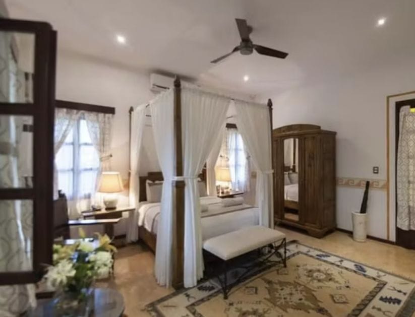 Si vas en plan de hospedarte una o varias noches en la Hacienda Santa Cruz, puedes elegir las master suites. 