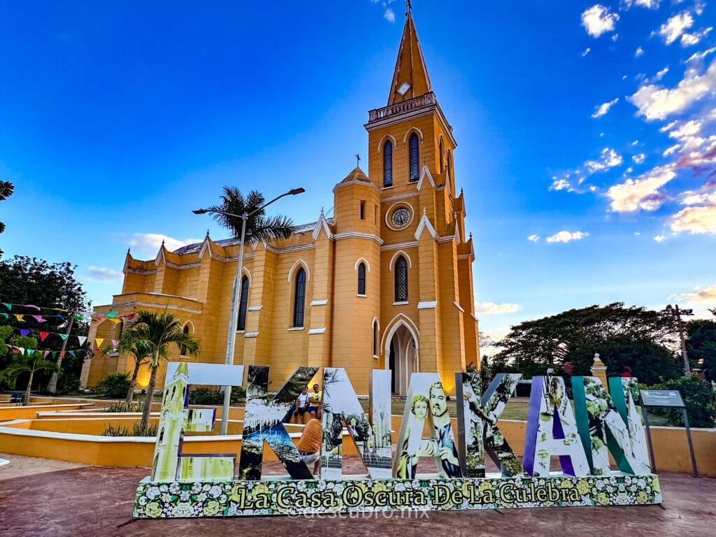 Iglesia gótica, Eknakan en Yucatán 