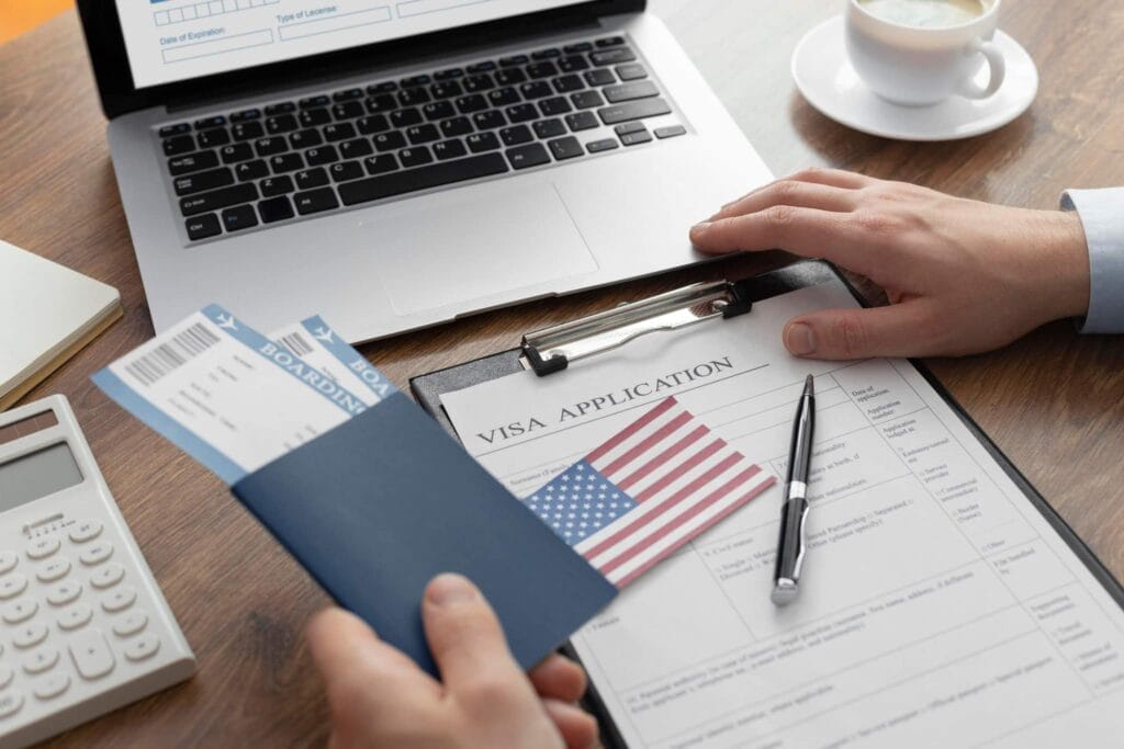 Descubre qué otros documentos debes llevar a tu cita para visa americana