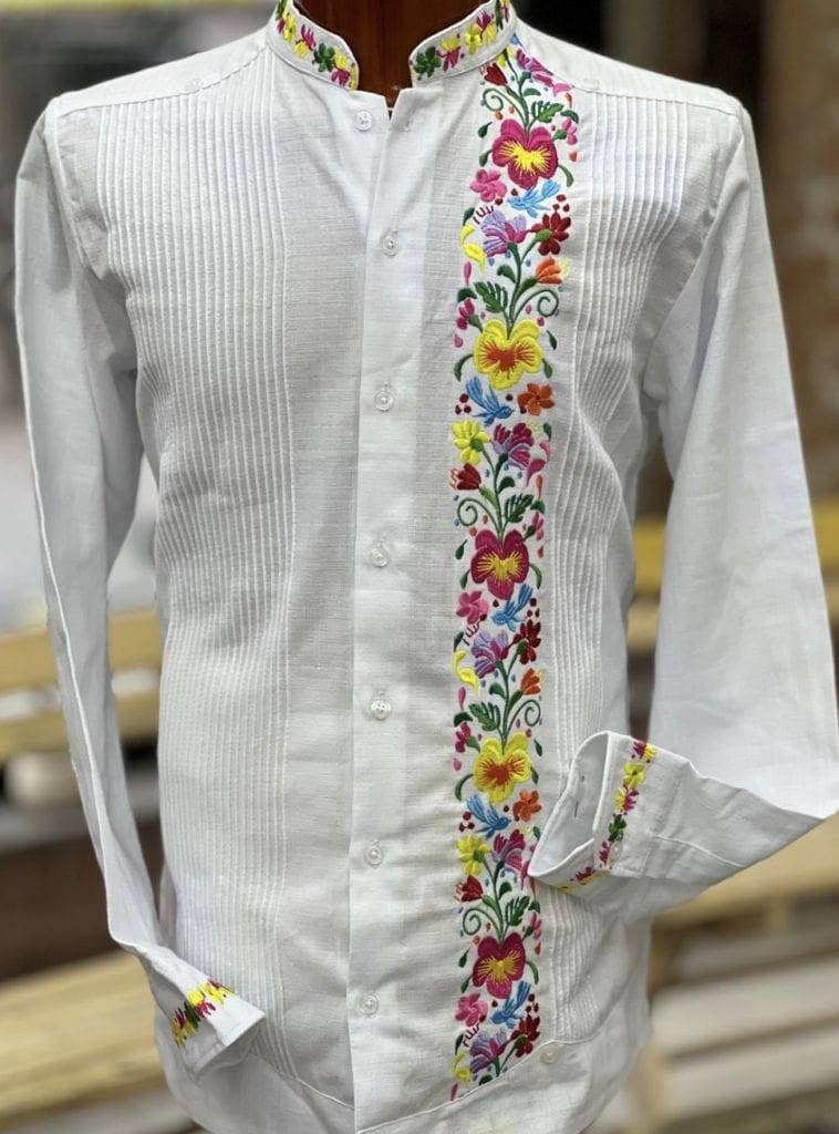 Prenda superior de este elegante atuendo que portan los hombres de Mayab.