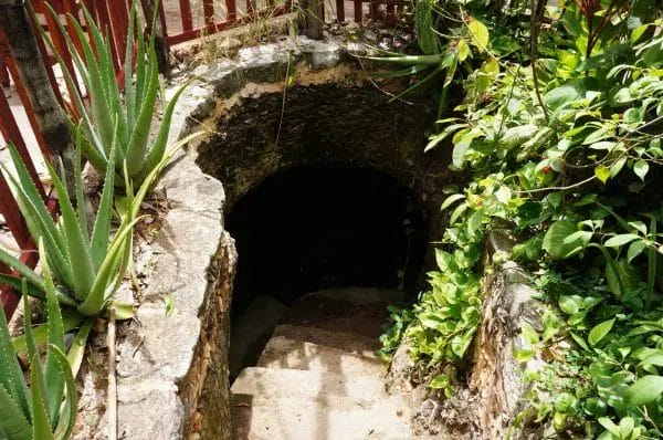 Cueva donde crean sombreros en bécal, campeche