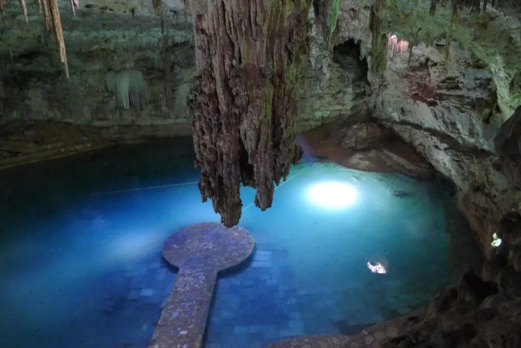 cenotes de valladolid, una joya yucateca 