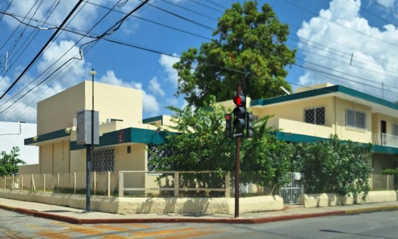 sta casa ubicada cerca del parque de Santiago fue el hogar de Elda Zurita y su hija Cynthia Sue, quienes fueron víctimas de un asalto y posterior asesinato